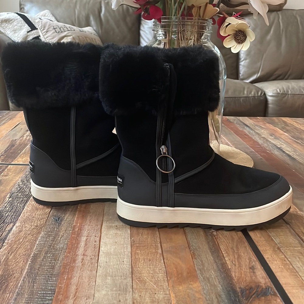 EUC UGG Koolaburra boots